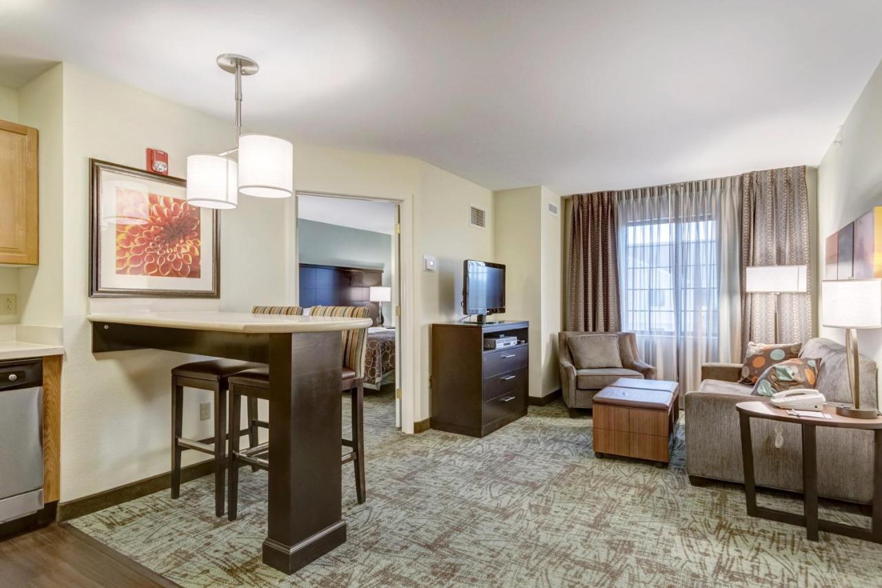 Staybridge Suites O'Fallon Chesterfield By Ihg Luaran gambar